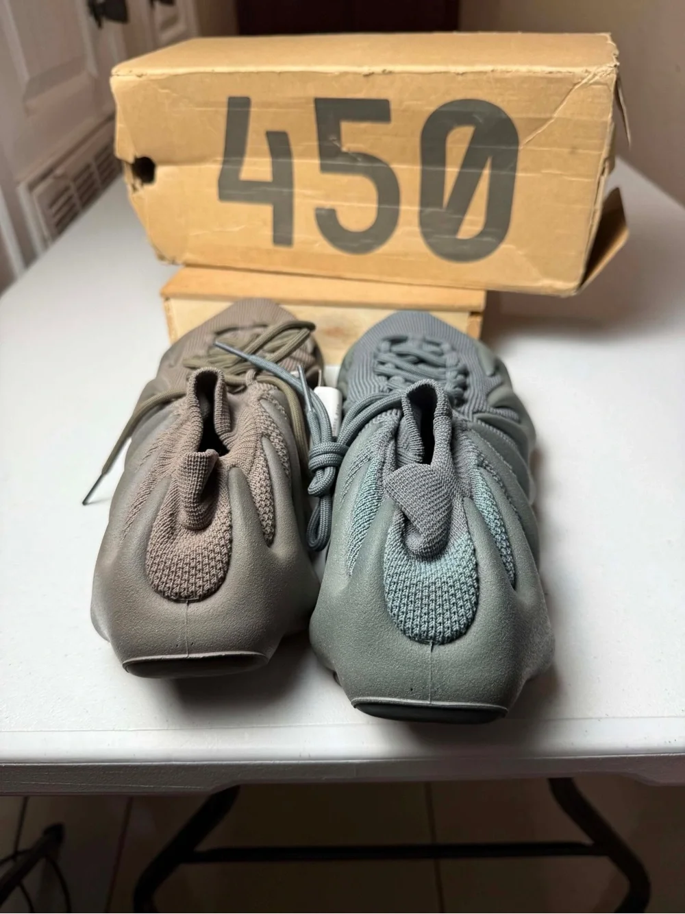 New Mix match Adidas Yeezy 450 Sz 12 not the same shoe